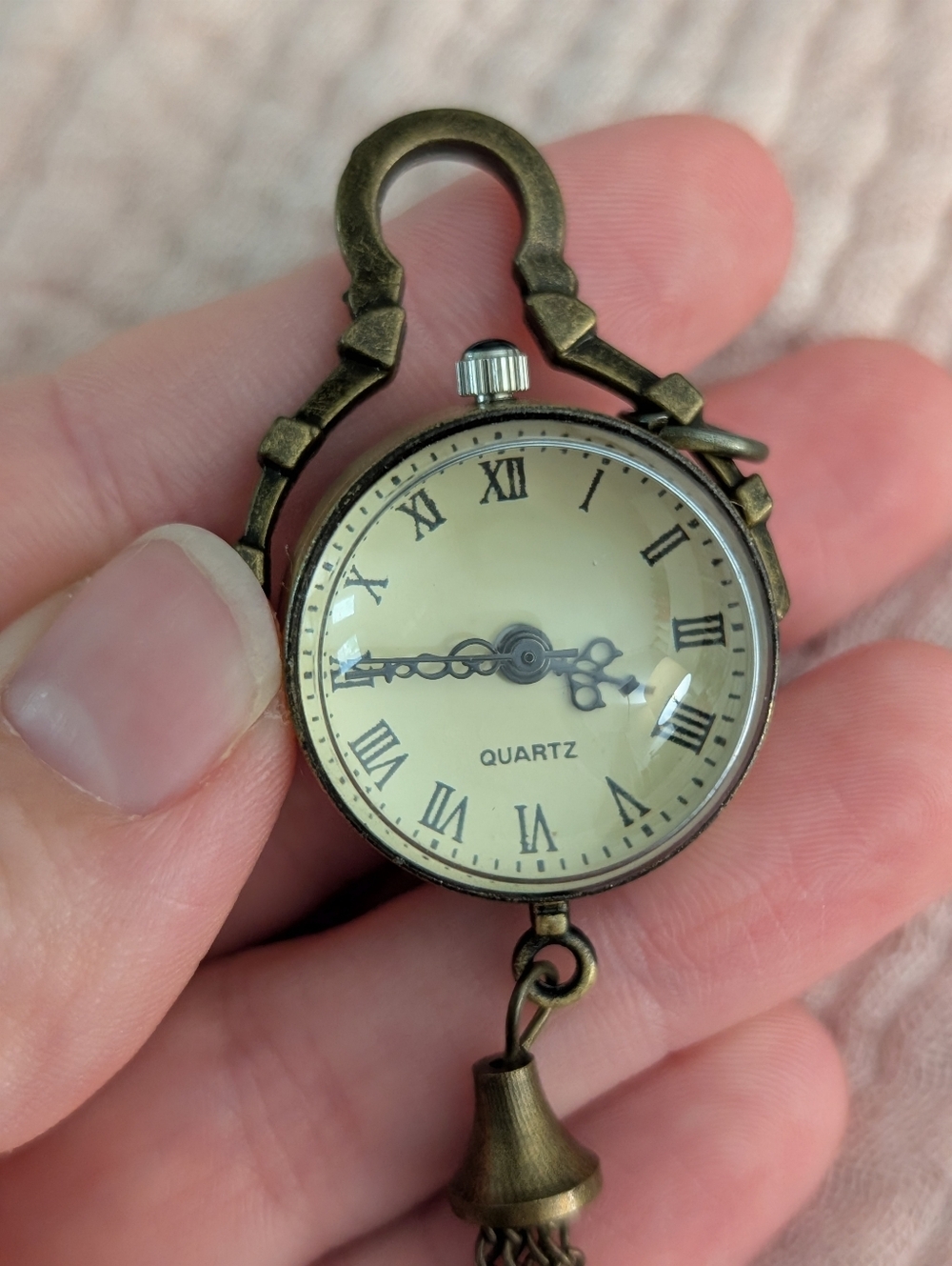 Vintage-style Quartz Pocket Watch‎ Charm